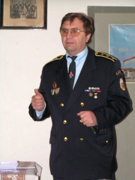 vyrocka_2004_05.jpg